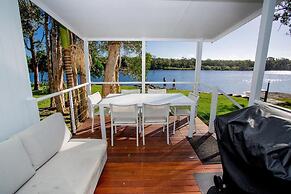 Solitary Islands Resort - Caravan Park