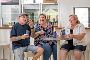 Solitary Islands Resort - Caravan Park