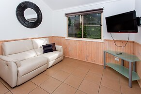 Solitary Islands Resort - Caravan Park