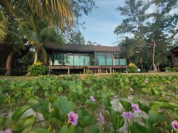 The Reef Dive Resort