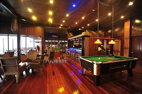 The Reef Dive Resort