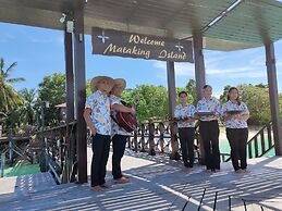 The Reef Dive Resort