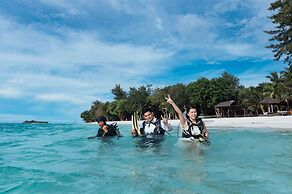 The Reef Dive Resort