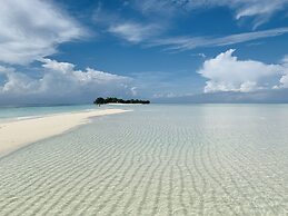 The Reef Dive Resort