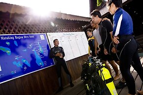 The Reef Dive Resort