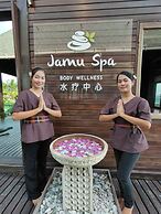 The Reef Dive Resort