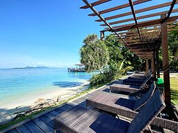 The Reef Dive Resort