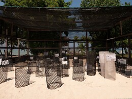 The Reef Dive Resort