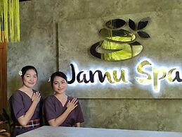 The Reef Dive Resort