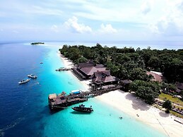 The Reef Dive Resort