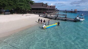 The Reef Dive Resort