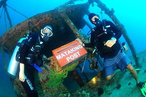 The Reef Dive Resort