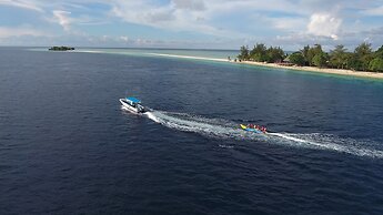 The Reef Dive Resort