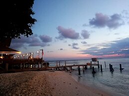 The Reef Dive Resort