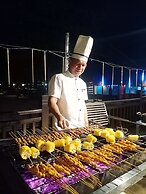 The Reef Dive Resort