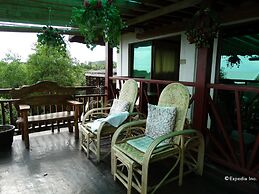 Royal Paradise Guesthouse