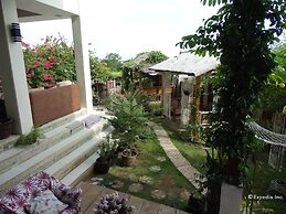 Royal Paradise Guesthouse