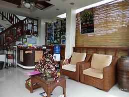 Royal Paradise Guesthouse