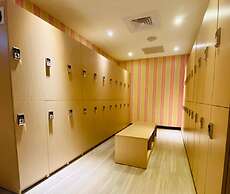 Heybear Capsule Hotel