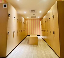 Heybear Capsule Hotel