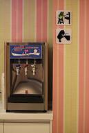 Heybear Capsule Hotel