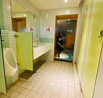 Heybear Capsule Hotel