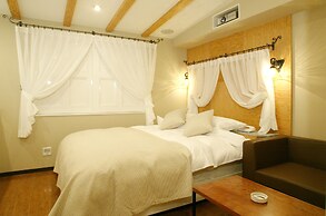 HOTEL WOO - Adults Only