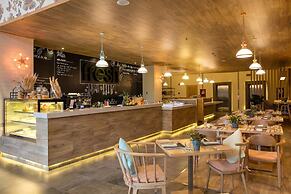 Fusion Suites Saigon