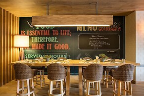 Fusion Suites Saigon