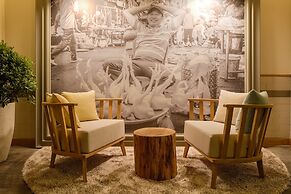 Fusion Suites Saigon