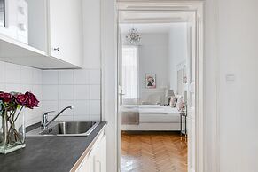 House Beletage-Boutique Hotel