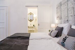 House Beletage-Boutique Hotel
