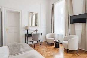 House Beletage-Boutique Hotel