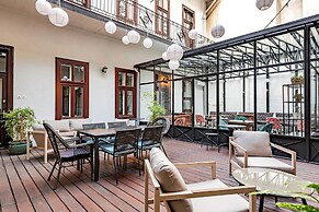 House Beletage-Boutique Hotel