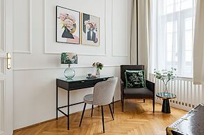 House Beletage-Boutique Hotel