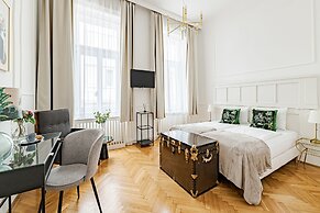 House Beletage-Boutique Hotel