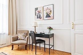 House Beletage-Boutique Hotel