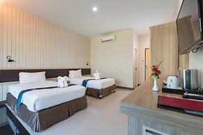 Chaolao Tosang Beach Hotel