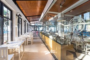 Chaolao Tosang Beach Hotel