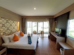 Chaolao Tosang Beach Hotel