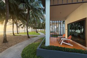 Chaolao Tosang Beach Hotel