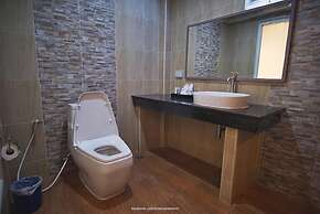 Chaolao Tosang Beach Hotel