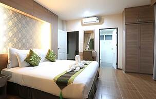 Chaolao Tosang Beach Hotel