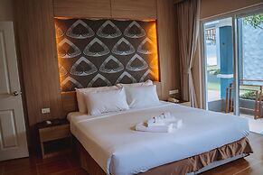 Chaolao Tosang Beach Hotel