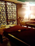 Hanoi Emerald Waters Hotel & Spa