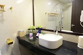 Hanoi Emerald Waters Hotel & Spa