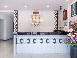 Super OYO 596 The Vintage Hotel