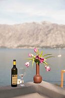 Step to Kotor bay Stoliv