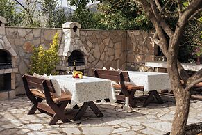 Step to Kotor bay Stoliv