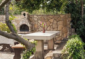 Step to Kotor bay Stoliv